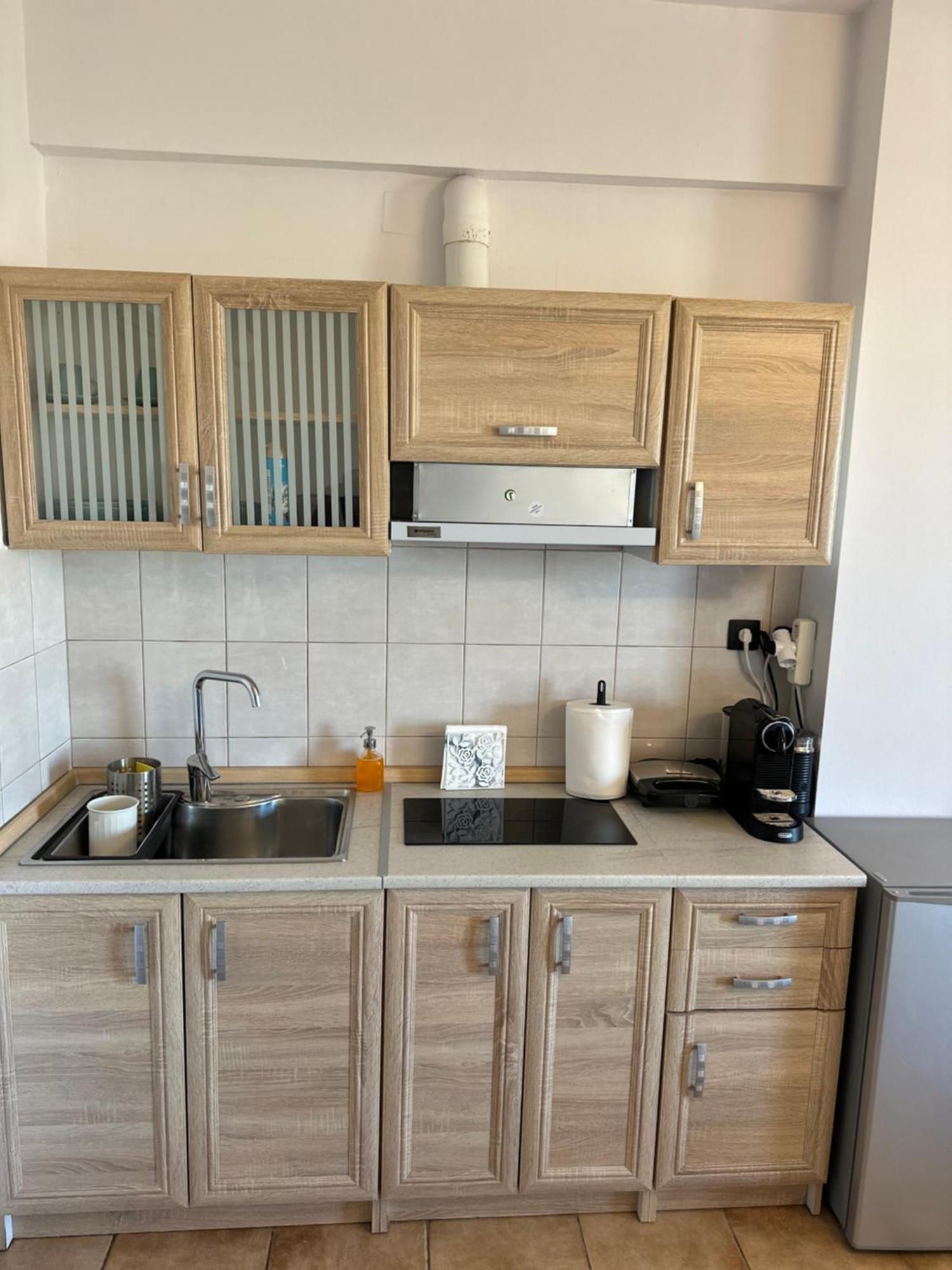 Apartamento Νεάπολη Larissa Exterior foto